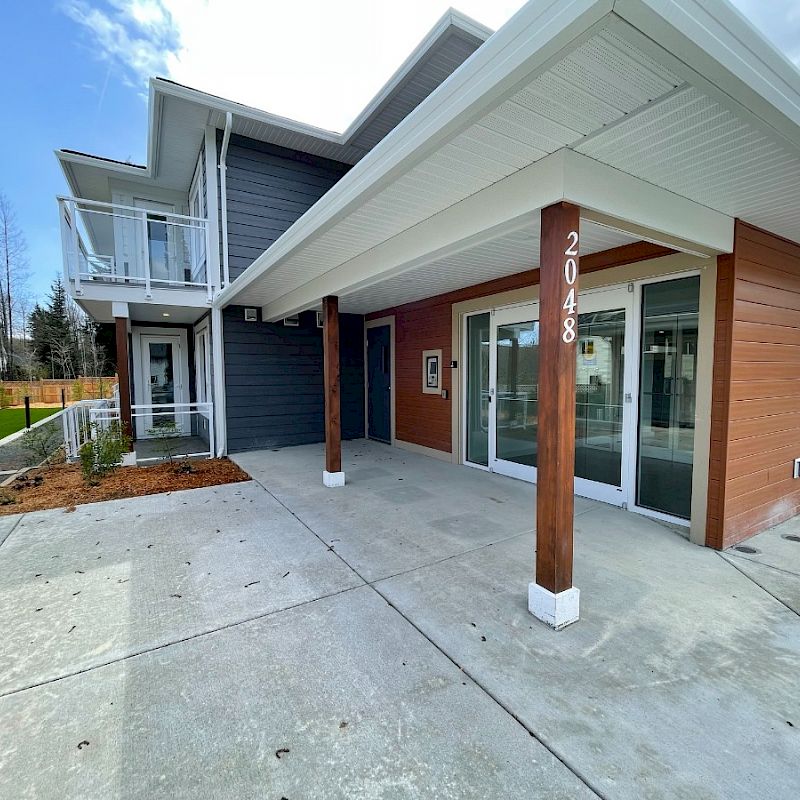 12 Plex  2 Bed/2 Bath Unit Available!